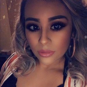 Meet your Posher, Mayda